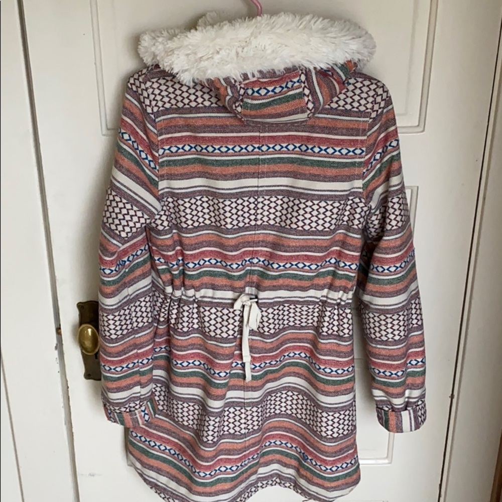 Women’s M Roxy Coat - Picture 5 of 5